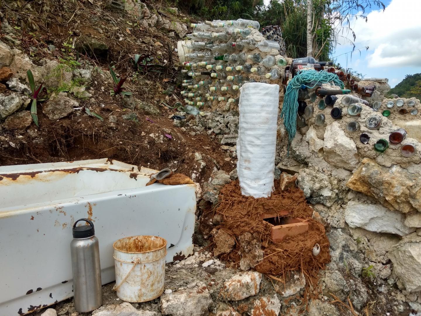 Building the Outdoor Cob Bath Tub Water Heater
